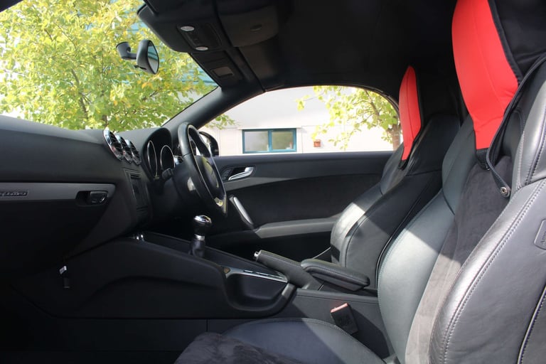 2009 Audi TT 2.0 TT Quattro TDI 4WD 2dr Convertible Diesel Manual