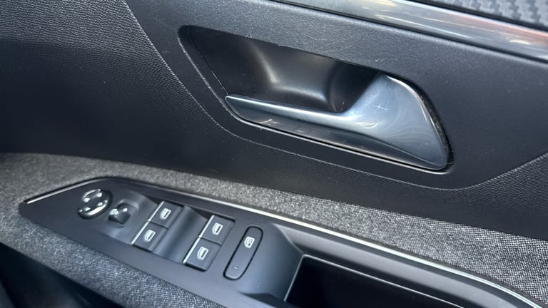 2023 Peugeot 3008 1.2 PureTech Active Premium + SUV 5dr Petrol EAT Euro 6 (s/s) (130 ps) SUV Petr...