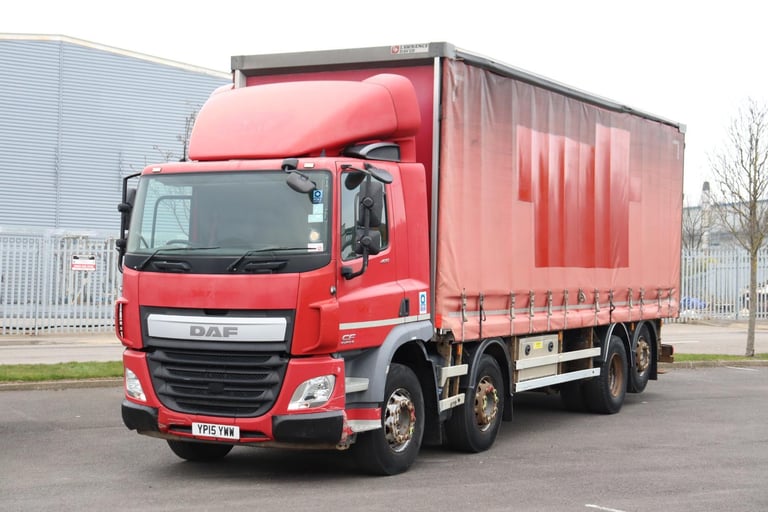 DAF CF 400 8X2 REARLIFT 29FT CURTAINSIDE (2015)