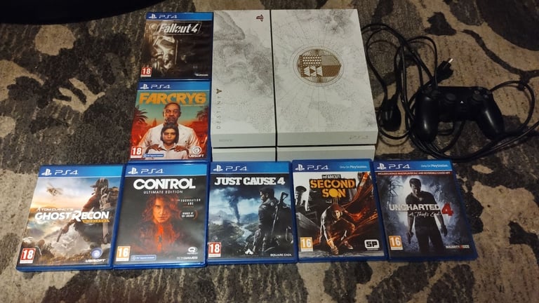 White Destiny PS4 Console with wireless controller wires and 7 Games 