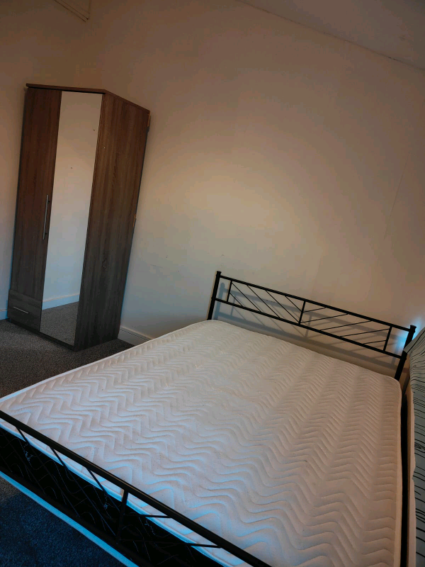 Double room for rent