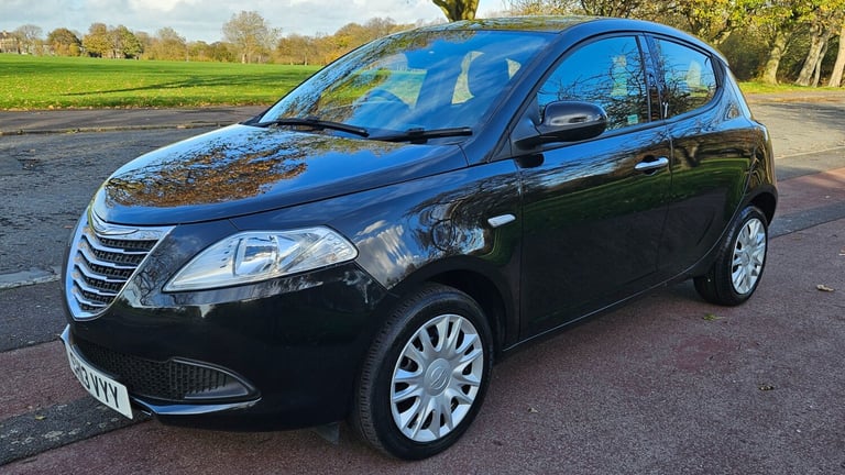 2013 Chrysler Ypsilon 1.2 S 5dr HATCHBACK Petrol Manual