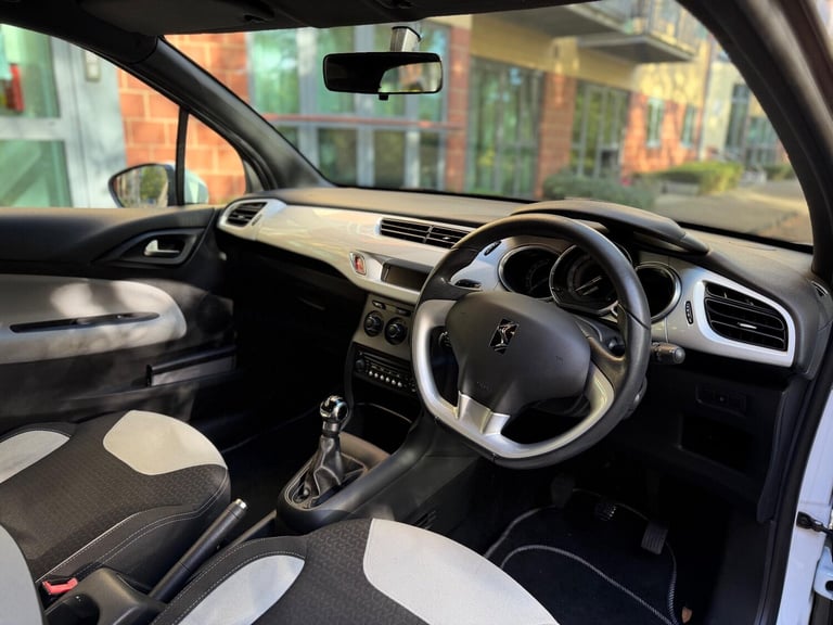 2013 Citroen DS3 1.2 VTi DSign Euro 5 3dr HATCHBACK Petrol Manual