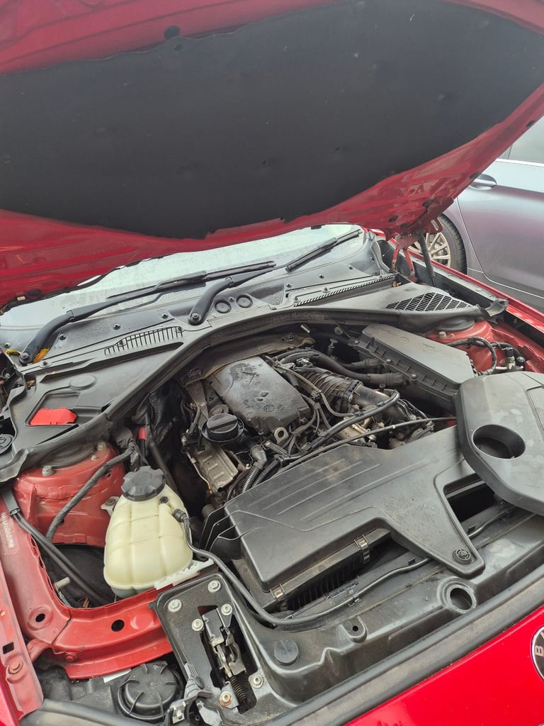 BMW, 1 SERIES, Hatchback, 2013, Manual, 1995 (cc), 5 doors Spares/Rapaires