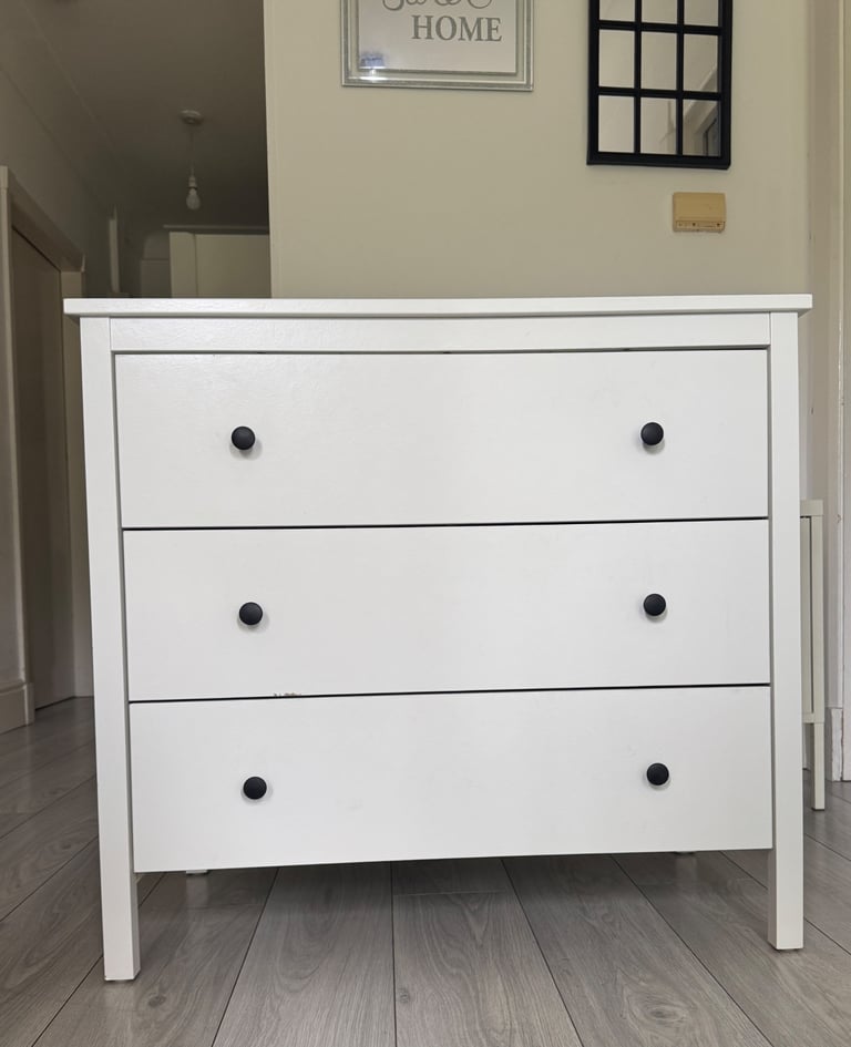 image for Chest of Drawers, EXCELLENT condition 