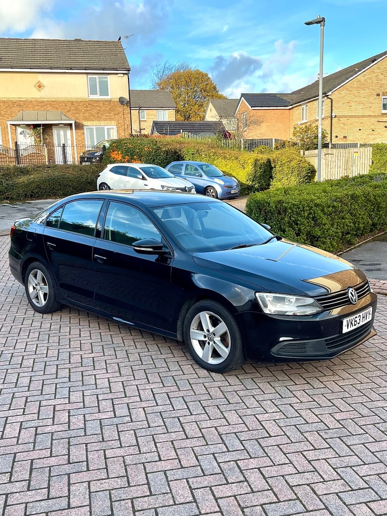 AUTOMATIC! 2013 VOLKSWAGEN JETTA 1.6 TDI SE BLUEMOTION TECH AUTO DSG MK6 SALOON BLACK