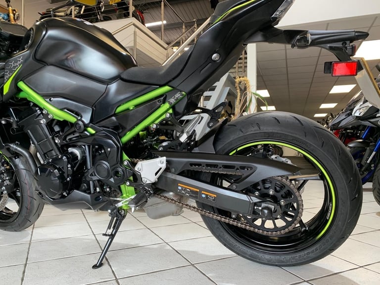 Kawasaki Z900 2021