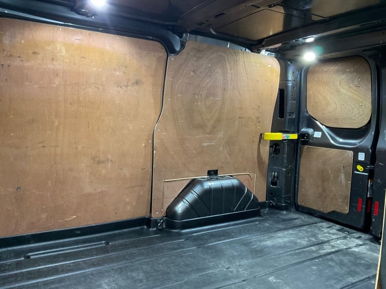 2020 Ford Transit Custom 2.0 280 EcoBlue Limited Panel Van 5dr Diesel Manual L1 H1 Euro 6 (s/s) (...