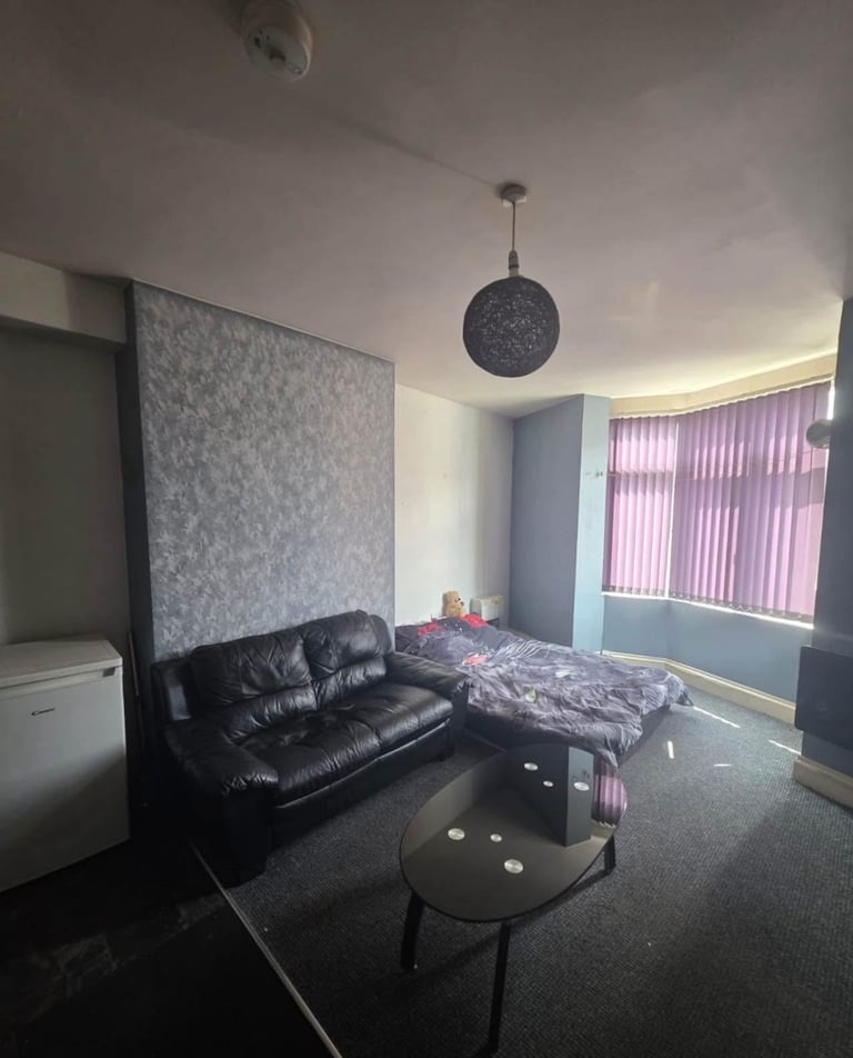 Studio independent flat NG15 Hucknall 