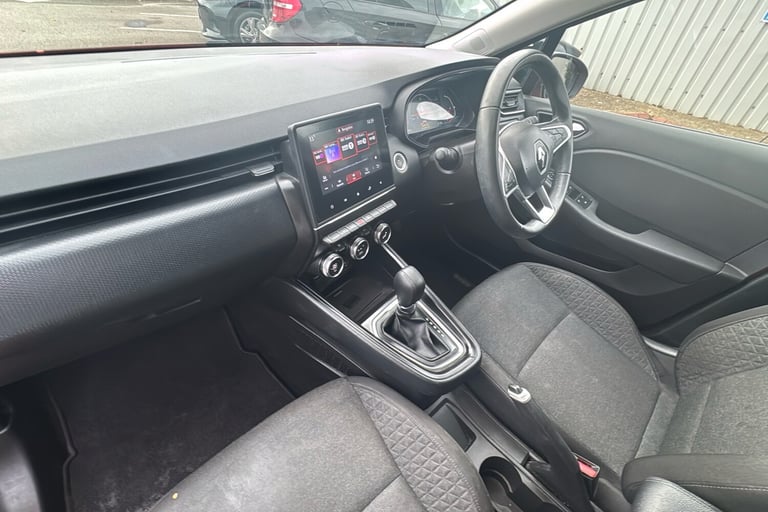  Renault Clio 1.6 E Tech Evolution Hatchback 5dr Petrol Hybrid Auto Euro 6 s/s