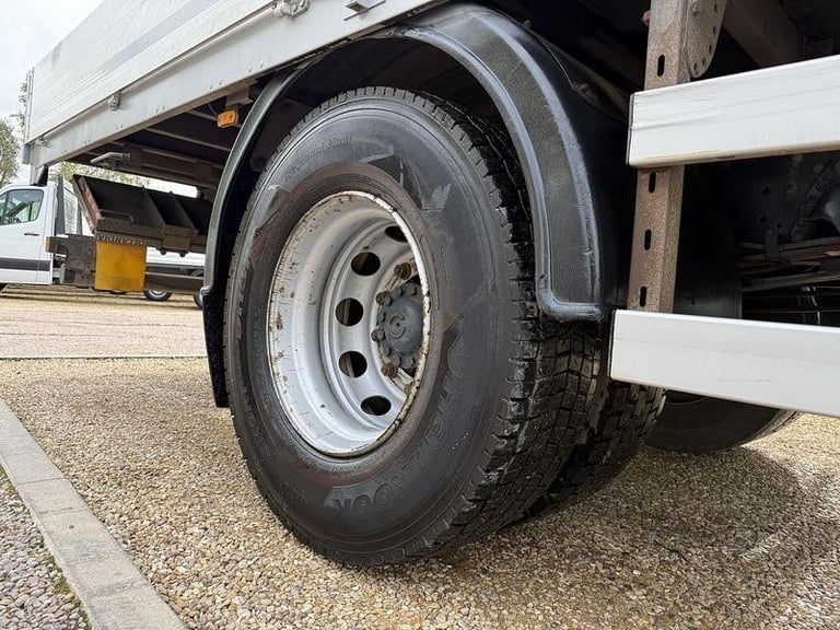 2018 Iveco Eurocargo 180E25S 18T 29FT Dropside Truck with Tail Lift Euro 6 ULEZ