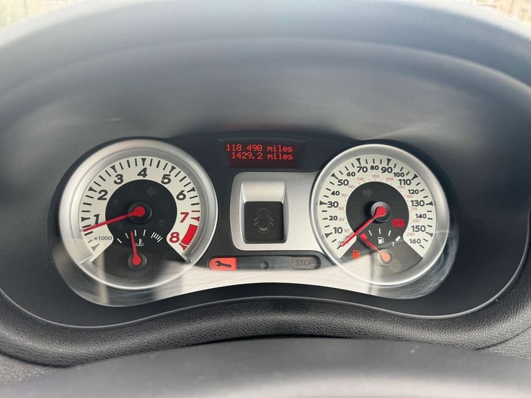 2009 Renault Clio 1.6 VVT 128 GT 3dr HATCHBACK PETROL Manual