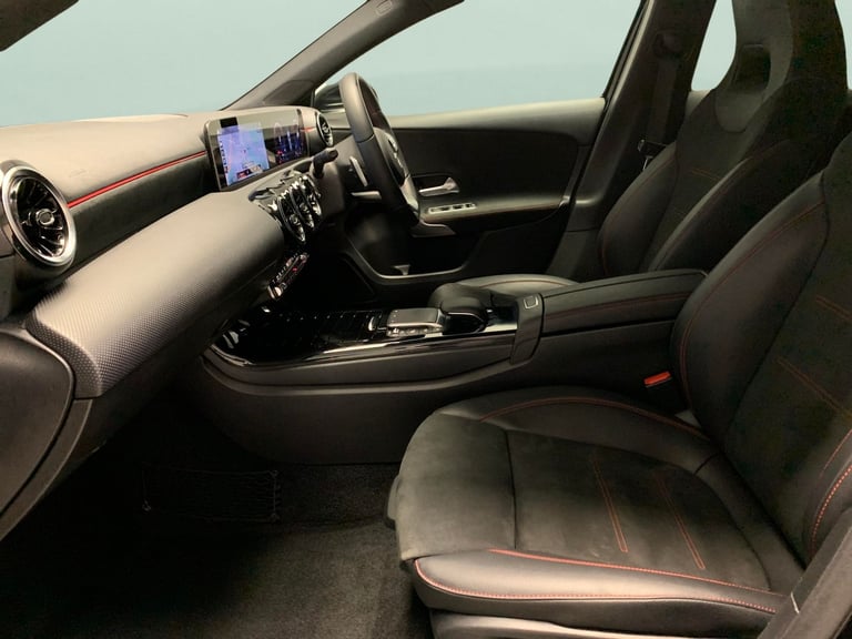 2020 Mercedes-Benz A-Class 1.3 A180 AMG Line (Executive) Hatchback 5dr Petrol 7G-DCT Euro 6 (s/s)...