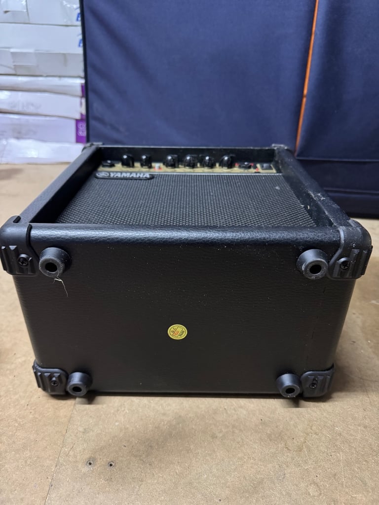 Yamaha guitar amplifier model ga-15 in very good condition. 