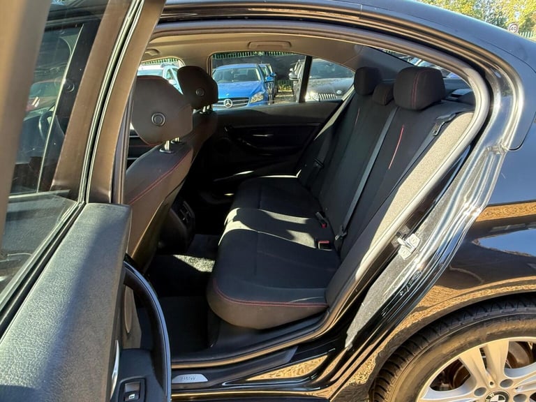 BMW 3 SERIES 2.0 318d Sport Euro 5 (s/s) 4dr 2015