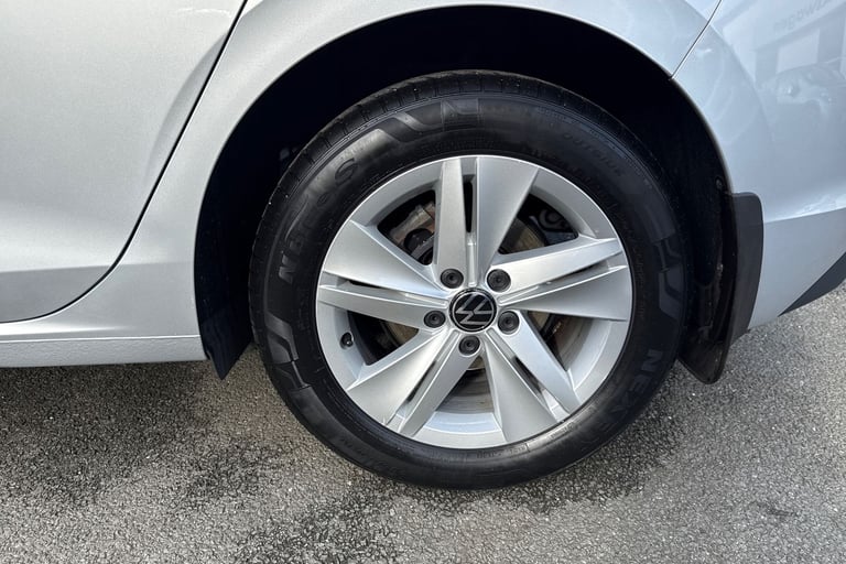 2021 Volkswagen Golf 2.0 TDI Life 5dr DSG HATCHBACK DIESEL Automatic