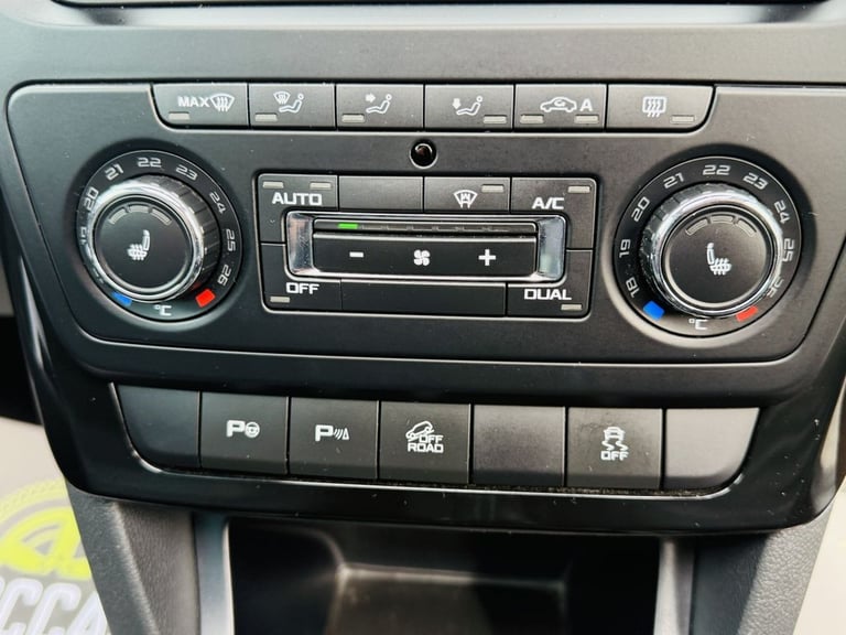 2013 Skoda Yeti 2.0 TDI Laurin &amp; Klement SUV 5dr Diesel Manual 4WD Euro 5 (170 ps) HATCHBACK ...