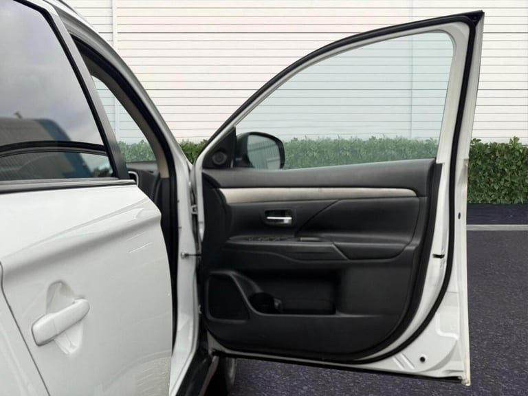 2014 Mitsubishi Outlander 2.2 DI-D GX3 4WD Euro 5 (s/s) 5dr ESTATE Diesel Manual