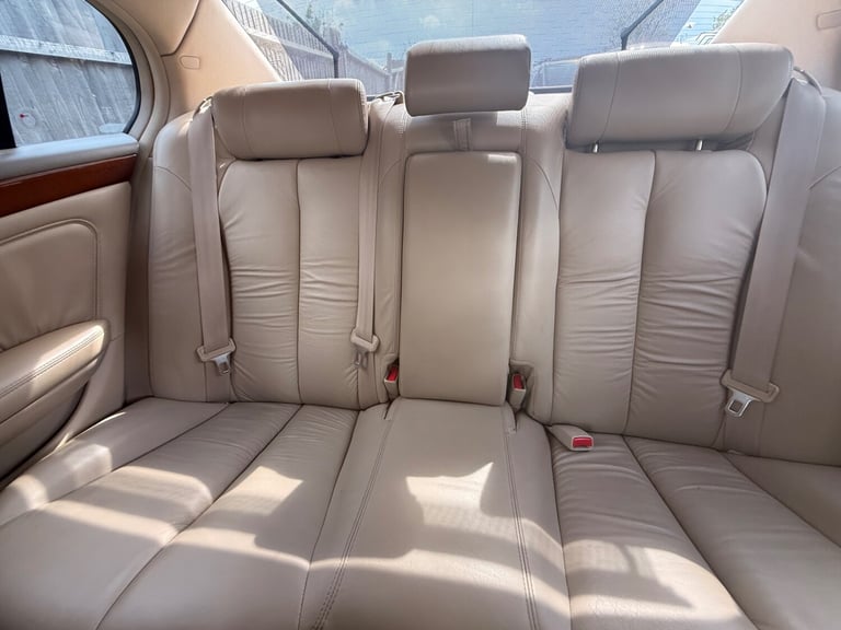 2017 Nissan President CIMA 4.5 + 45K + 4.5 (V8) + IMPORT + AUTOMATIC + CLEAN CAR