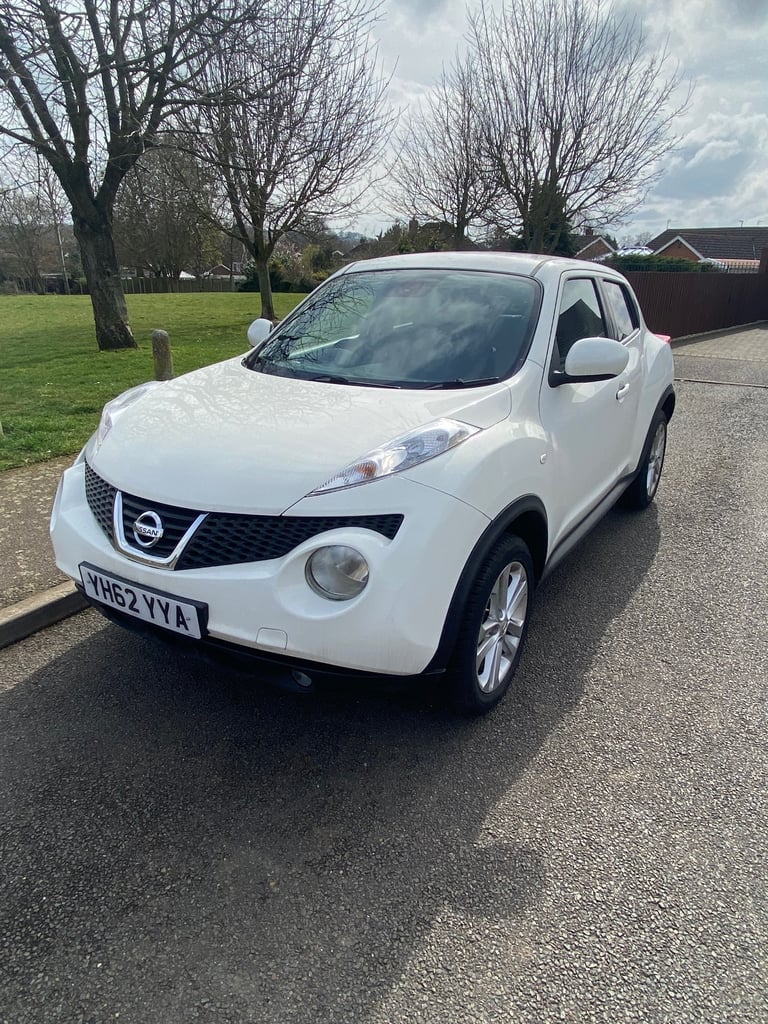 image for Nissan, JUKE, Hatchback, 2012, Manual, 1461 (cc), 5 doors