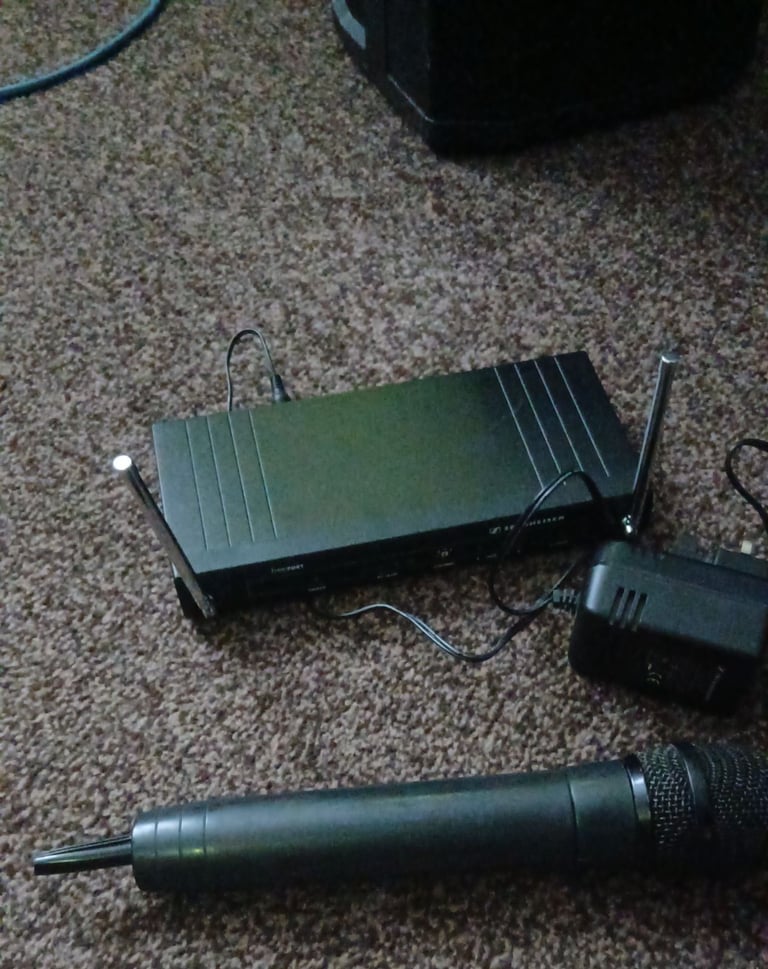 Sennheiser SKM3-E wireless package 