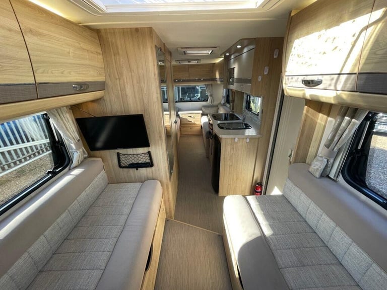 Elddis Auto Quest 195 4 Berth 4 Belt End lounge under 3500kg motorhome