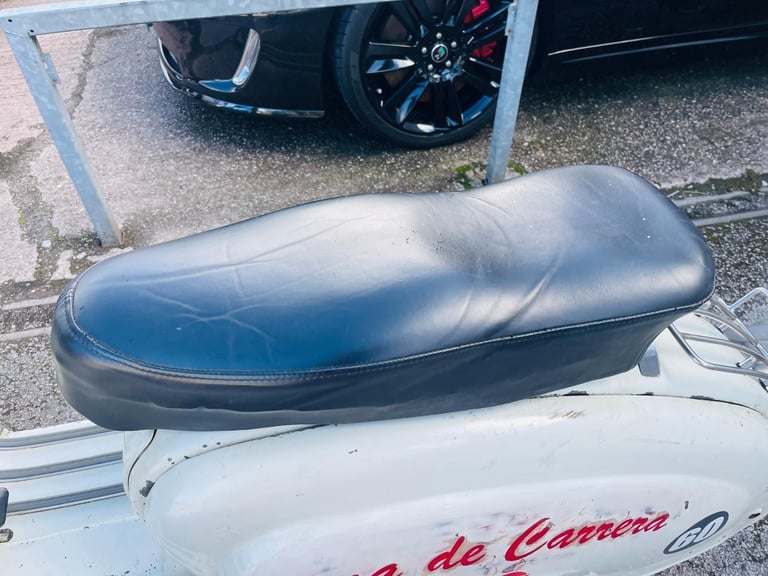 Lambretta Li 150 Spanish scooter  196 RT , 5-SPEED ORIGINAL PAINT 