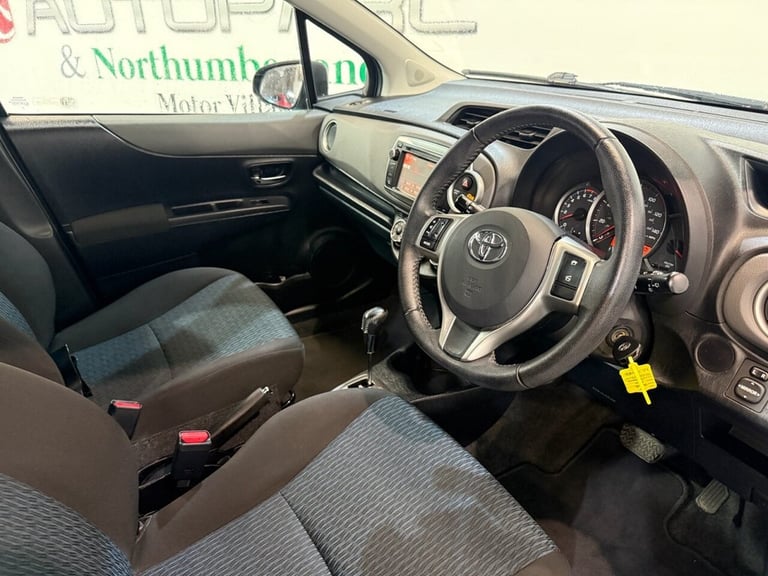 2012 Toyota Yaris 1.33 VVT-i TR 5dr Multidrive S HATCHBACK PETROL Automatic