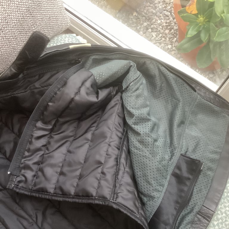 Dainese Men’s Tricolour Retro Leather Motorcycle Jacket Size EUR 56/UK 46