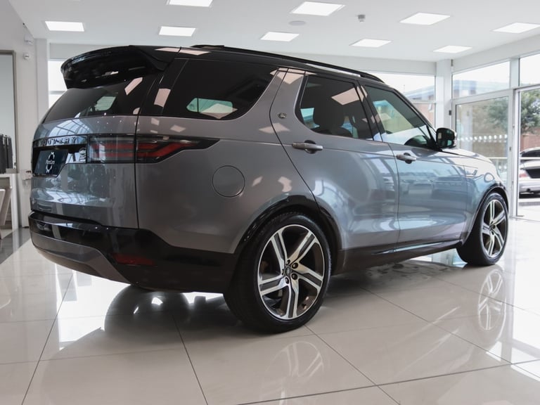 2021 Land Rover Discovery 3.0 D300 R-Dynamic HSE 5dr Auto Station Wagon Diesel Automatic