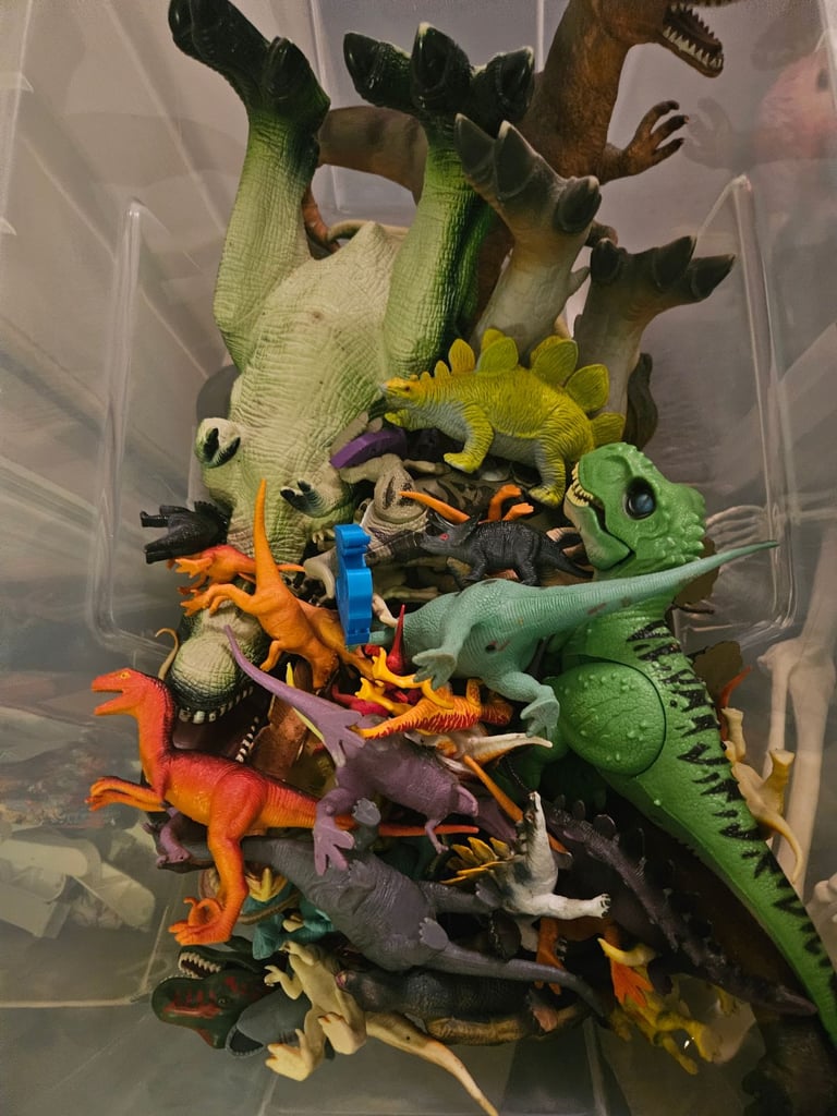 image for Tub of dinosaur toys 