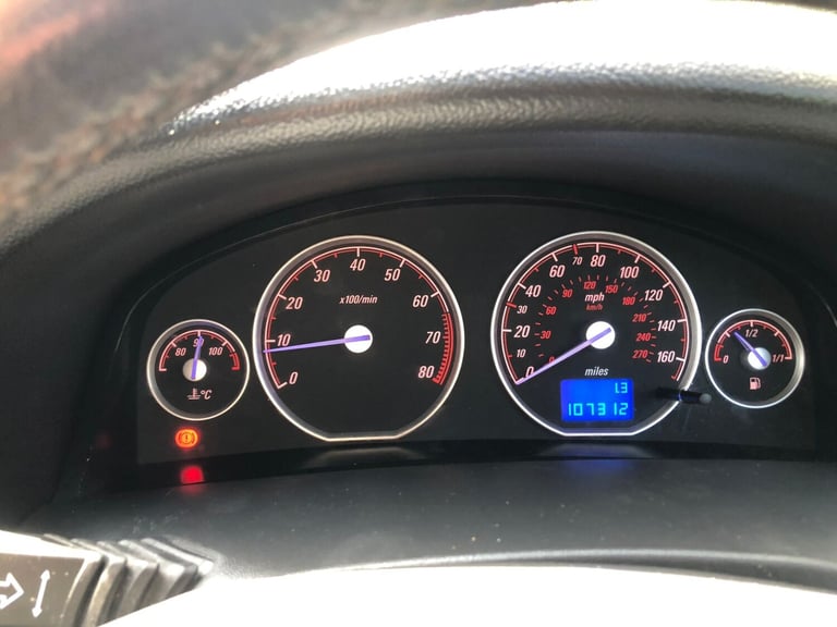 VAUXHALL VECTRA 1.8 VVT SRI 5 DOOR - 2007 07 REG - MOT TIL FEBRUARY 2026