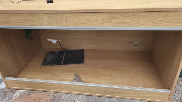 Bearded dragon vivarium