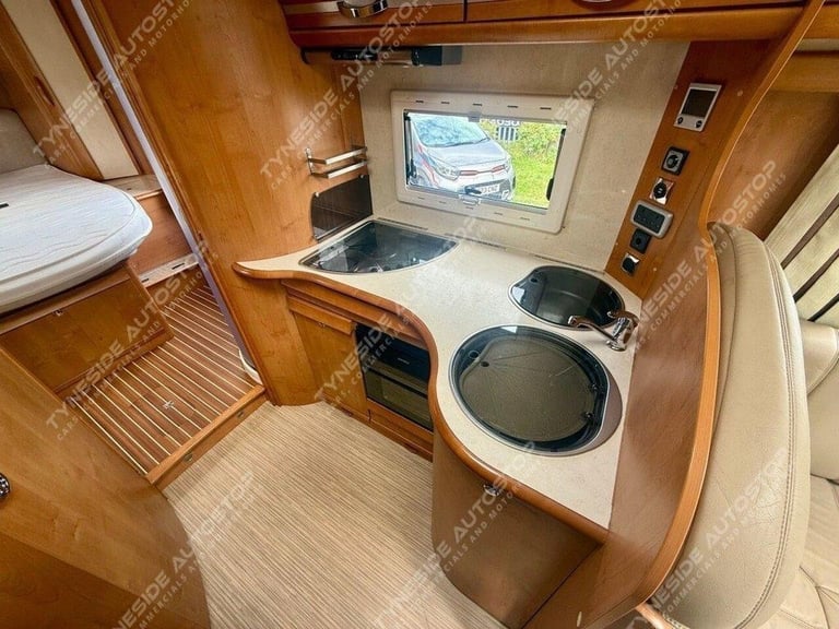 2011 11 FIAT  RAPIDO 10000 6 BERTH MOTORHOME DIESEL