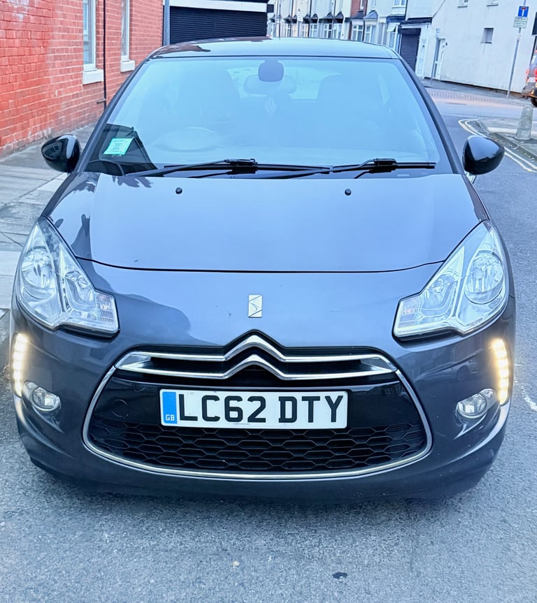 Citroen, DS3, Hatchback, 2012, Manual, 1560 (cc), 3 doors