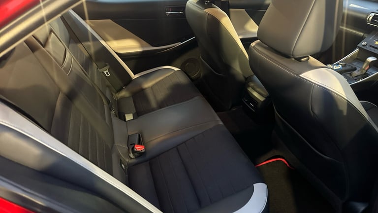 2015 Lexus IS 300h Sport 4dr CVT Auto SALOON PETROL/ELECTRIC Automatic