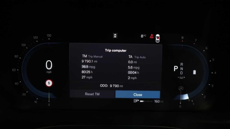 2024 Volvo XC40 2.0 B3 MHEV Plus DCT Auto Euro 6 (s/s) 5dr ESTATE Petrol/Electric Hybrid Automatic