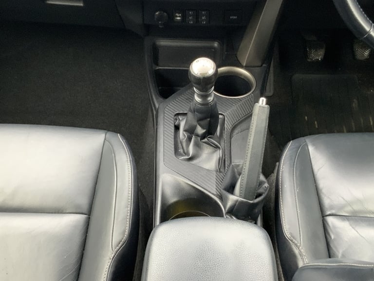 2014 Toyota RAV4 D-4D Invincible SUV Diesel Manual