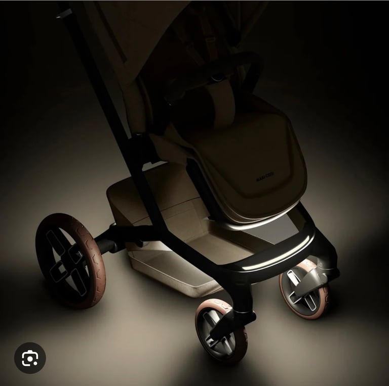 Full Maxi Cosi travel system 