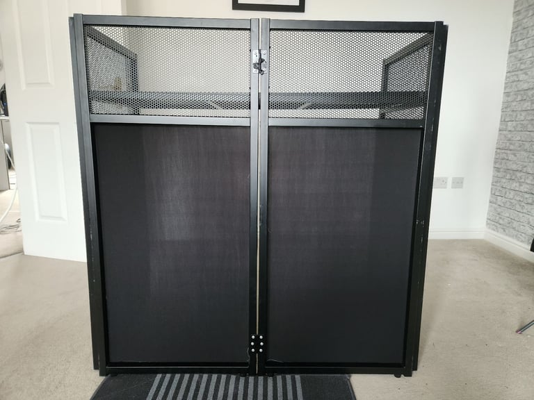 Black metal DJ stand 