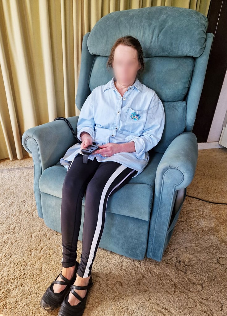 image for Bariatric extra large rise & recline heavy duty chair 60st capacity