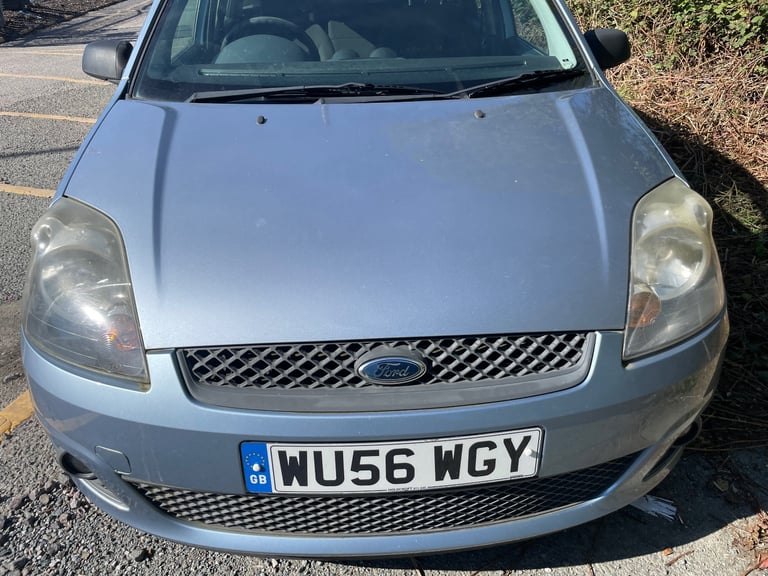 FORD FIESTA 1.4 ZETEC CLIMATE 56 REG BLUE 5 DOOR GENUINE 79155 MOT FEBRUARY 12TH 2026 LOW INSURANCE