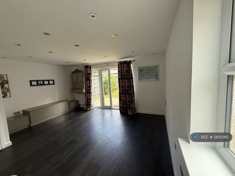 3 bedroom house in Marcellus Way, Milton Keynes, MK11 (3 bed) (#2655415)