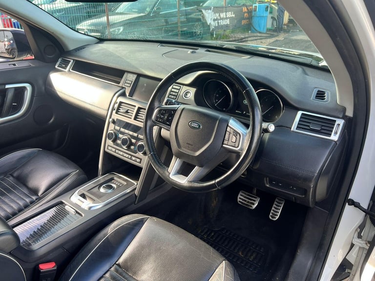 2017 Land Rover Discovery Sport 2.0 TD4 HSE Dynamic Lux Auto 4WD Euro 6 (s/s) 5dr ESTATE Diesel A...