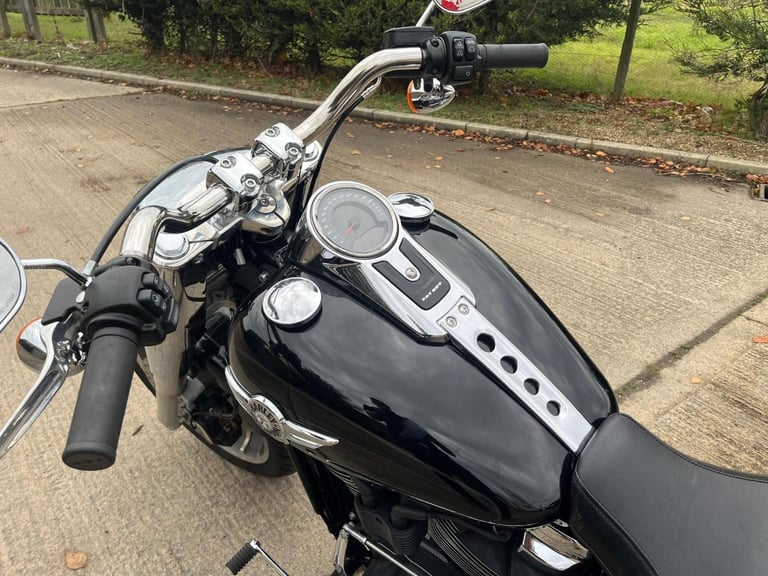 2021 21 HARLEY DAVIDSON FLFBS FATBOY [Phone number removed]BLACK11k MILESCUSTOM CRUISER