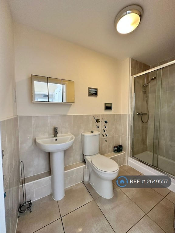 1 bedroom in Englefield House, Reading, RG30 (#2649557)