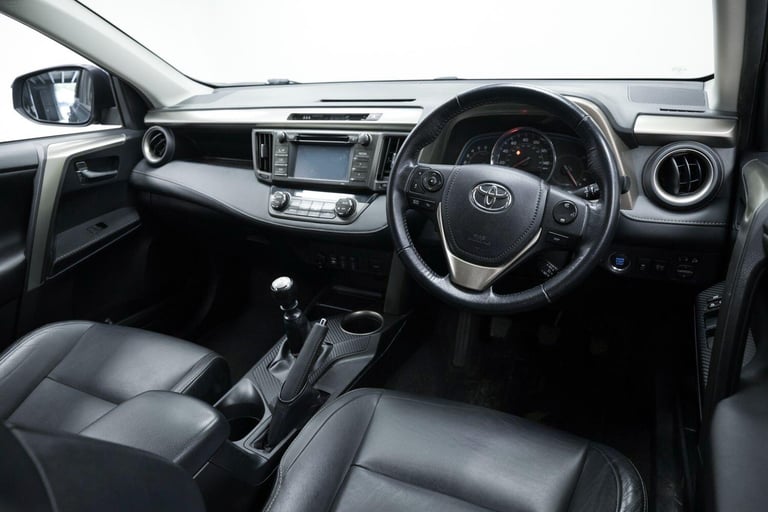 2014 Toyota RAV4 2.0 D-4D Invincible 5dr ESTATE DIESEL Manual