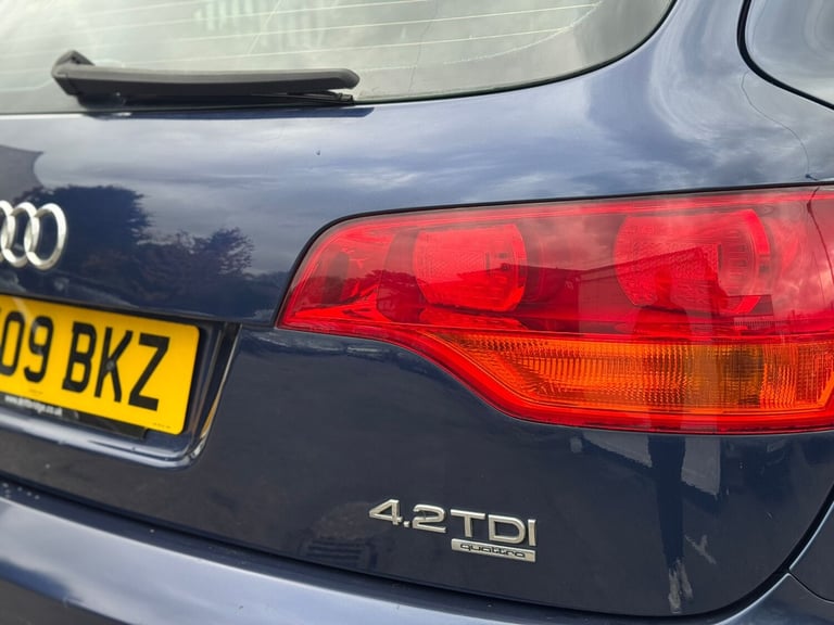 2009 Audi Q7 4.2 TDI Quattro S Line 5dr Tip Auto ESTATE Diesel Automatic