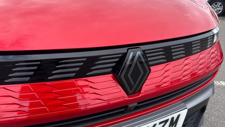 2025 Renault Symbioz 1.6 E-Tech FHEV 145 Iconic Esprit Alpine 5dr Auto Hybrid Estate Estate Hybri...