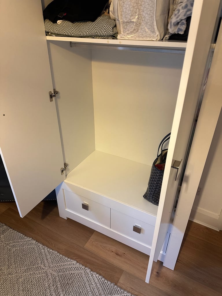 Beautiful Bedroom bed wardrobe home 